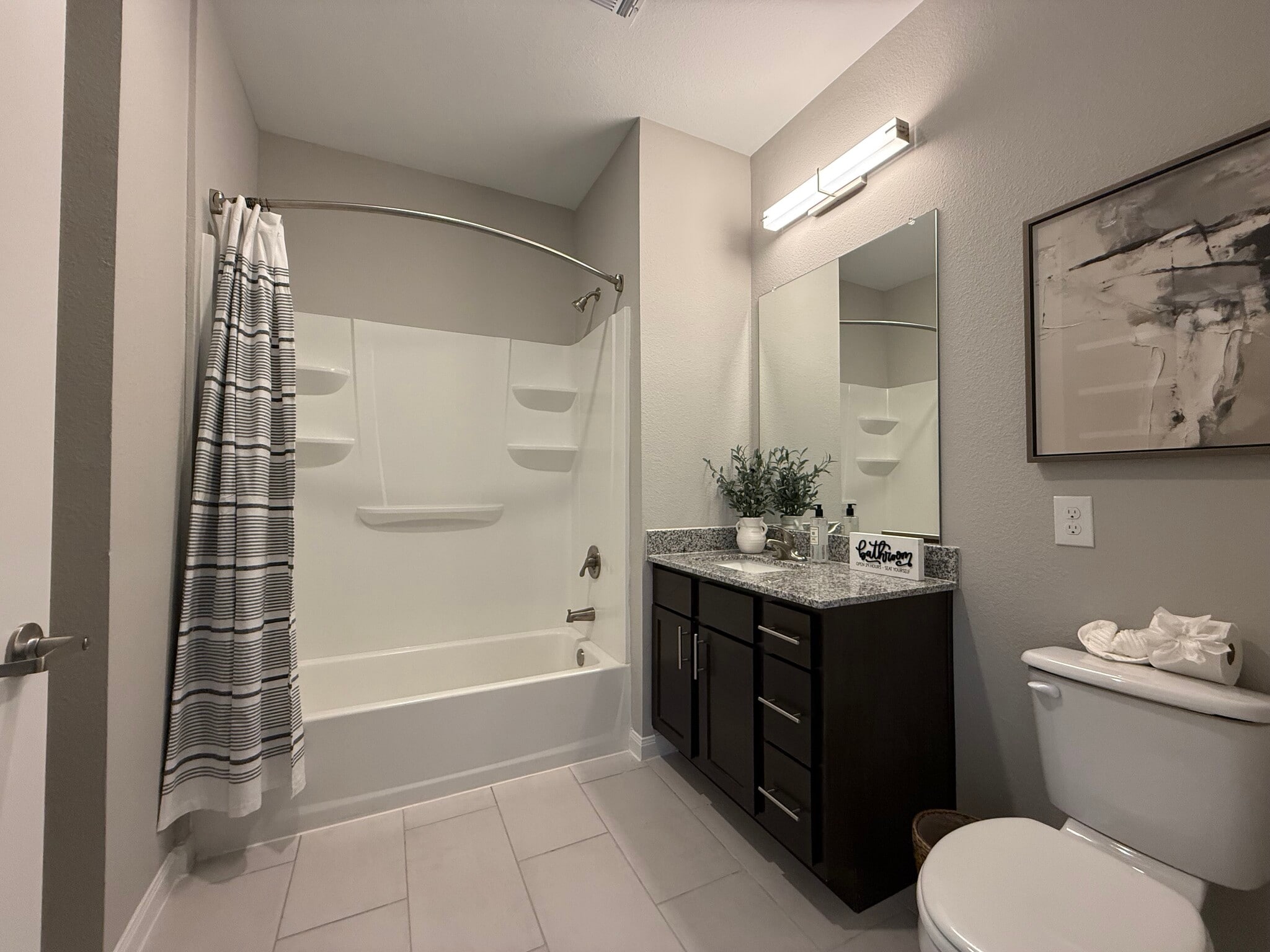 Building Photo - 3144 Gorge Way