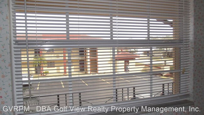 Building Photo - 10280 Imperial Point Dr W