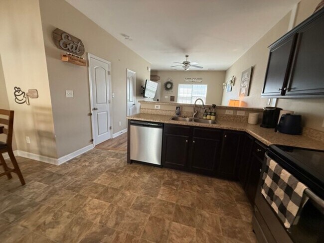 Building Photo - FURNISHED - Oyster Landing Townhome