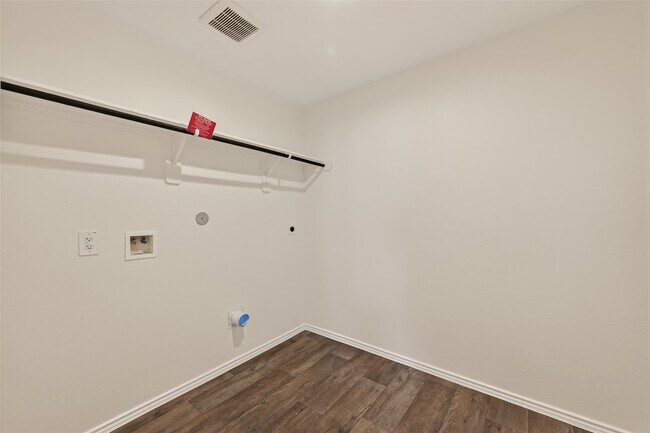 Building Photo - 4326 Blossom Vly Ln