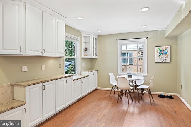 Building Photo - 5267 Leestone Ct