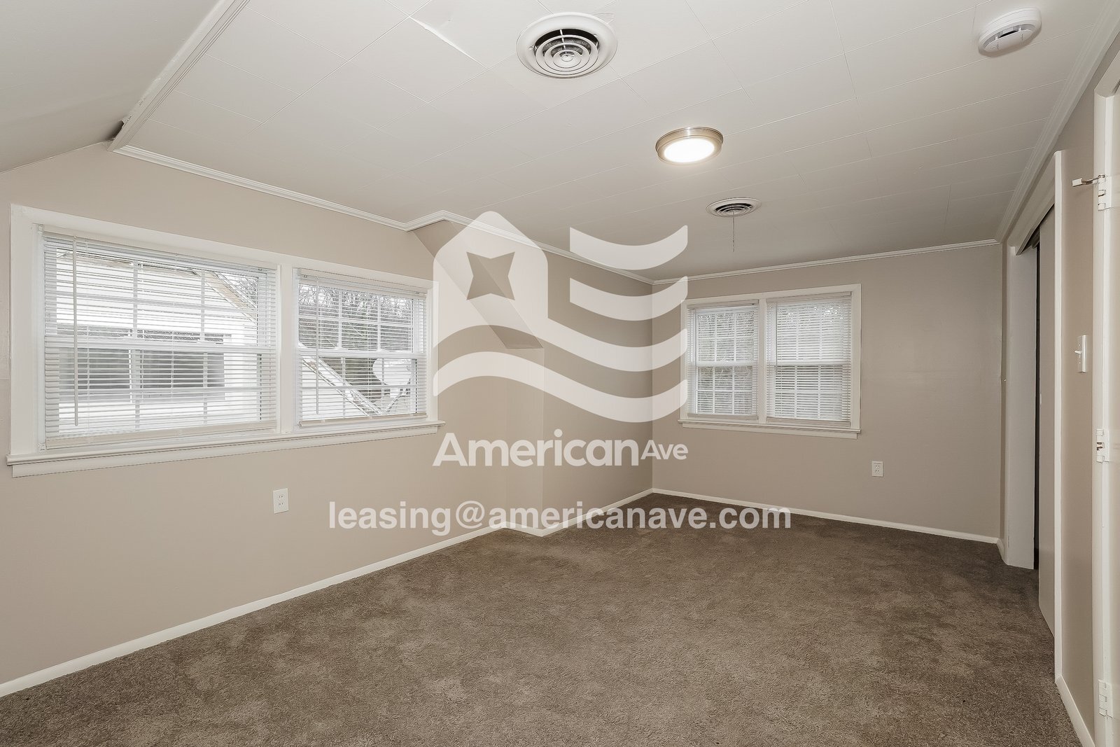 Building Photo - 808 Irving Park Blvd