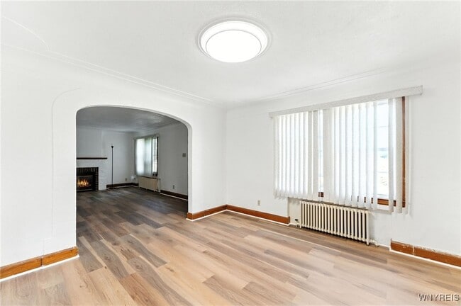 Building Photo - 841 Cleveland Dr
