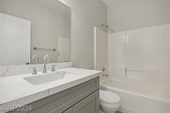 Building Photo - 4811 Black Bear Rd