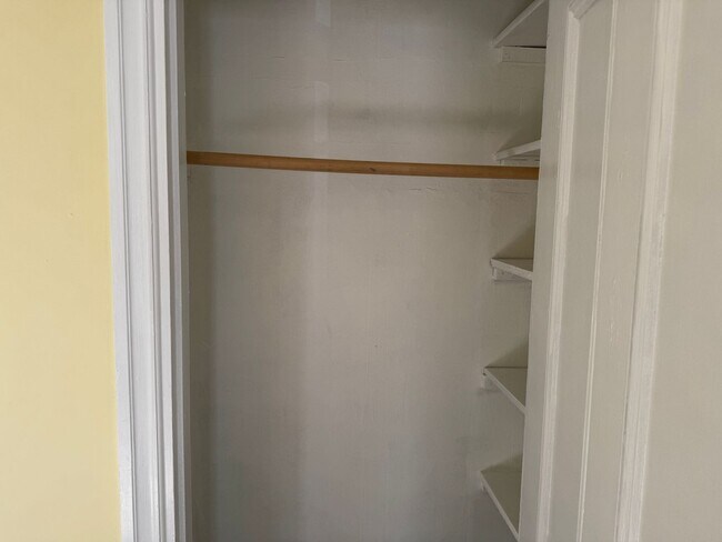 Building Photo - Spacious 3 Bedroom, 1.5 Bath House for Rent in Brewer