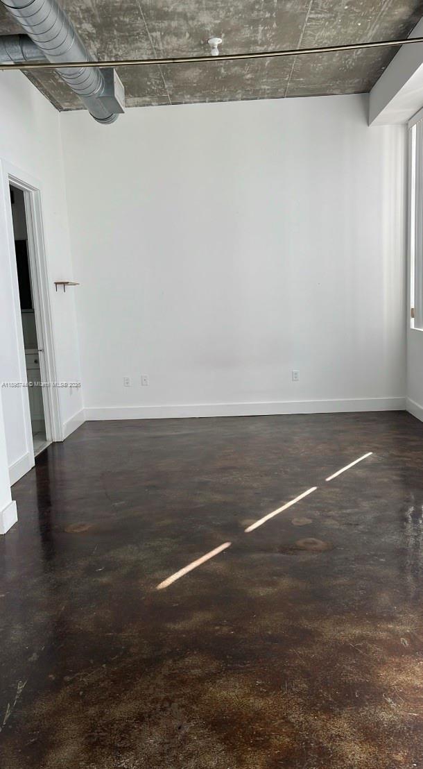 Building Photo - 1791 NE Miami Gardens Dr