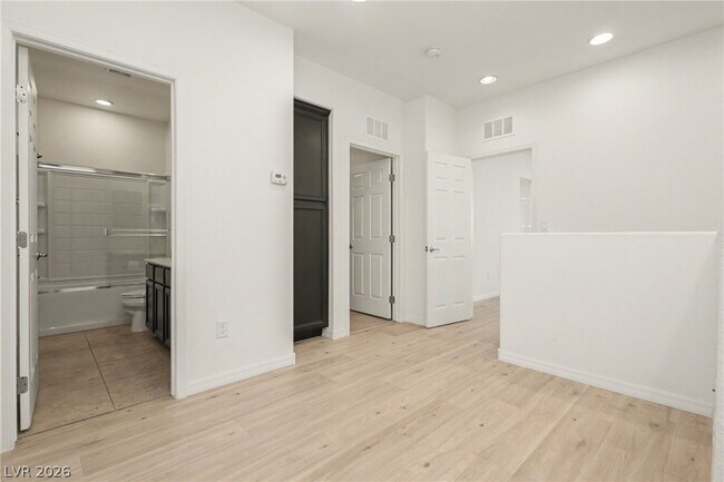 Building Photo - 11368 Belmont Lake Dr