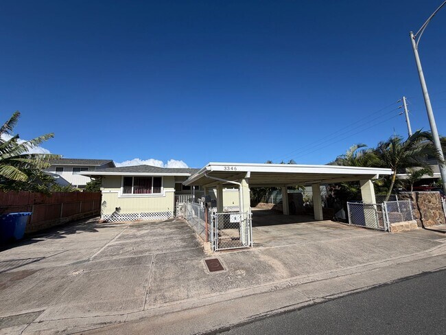Building Photo - 3346 Kanaina Ave