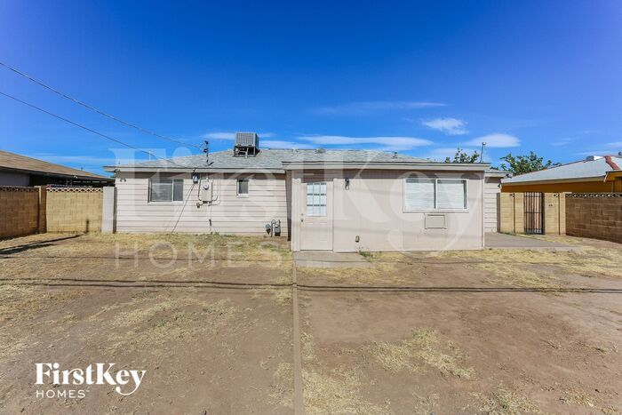 Building Photo - 5748 N 31st Ave