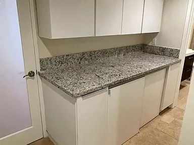 Building Photo - 5354 Lindley Ave