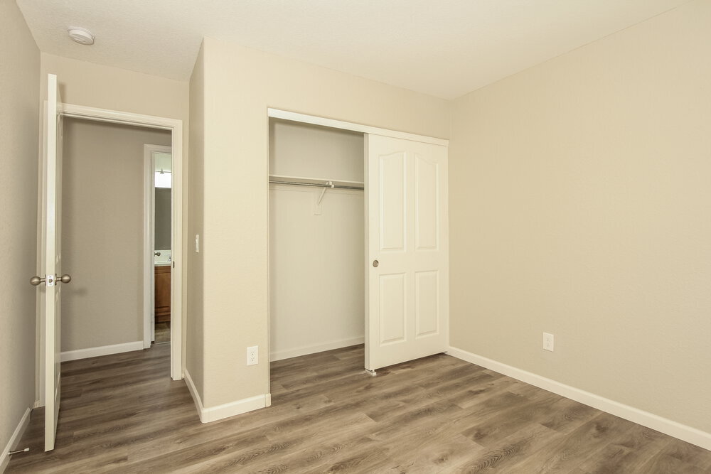 Building Photo - 9650 W Payson Rd