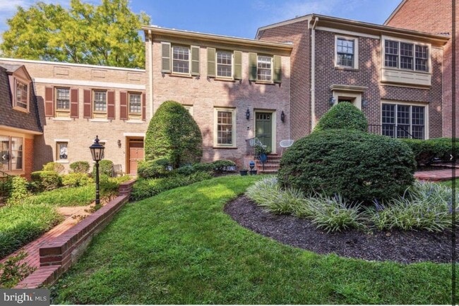 Building Photo - 5105 Westbard Ave