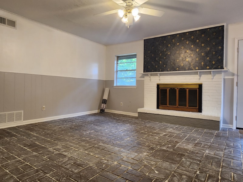 Building Photo - 5861 MacArthur Blvd