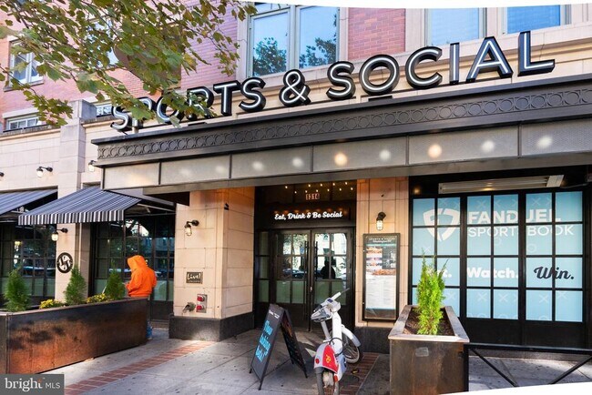 Building Photo - 2120 Vermont Ave NW