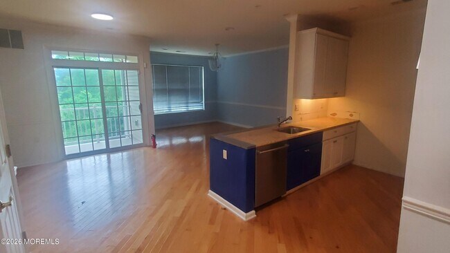 Building Photo - 338 Sophee Ln