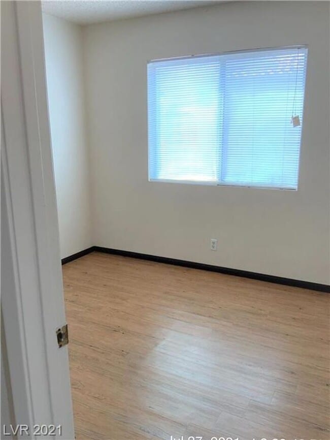 Building Photo - COMING SOON -- Ready no later than Mid-April