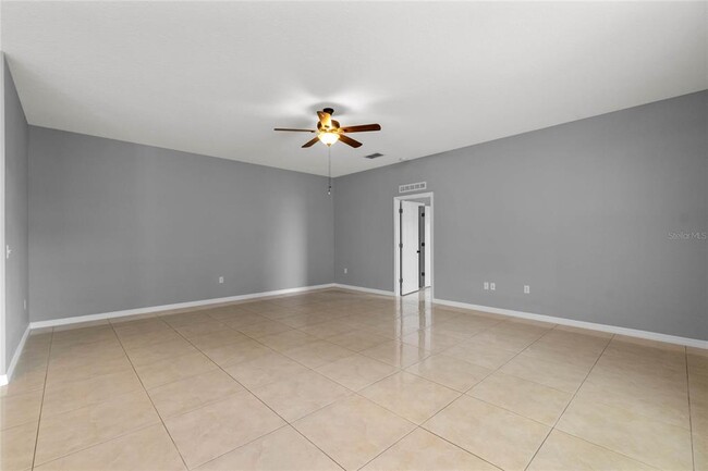 Building Photo - 2545 Hunley Loop