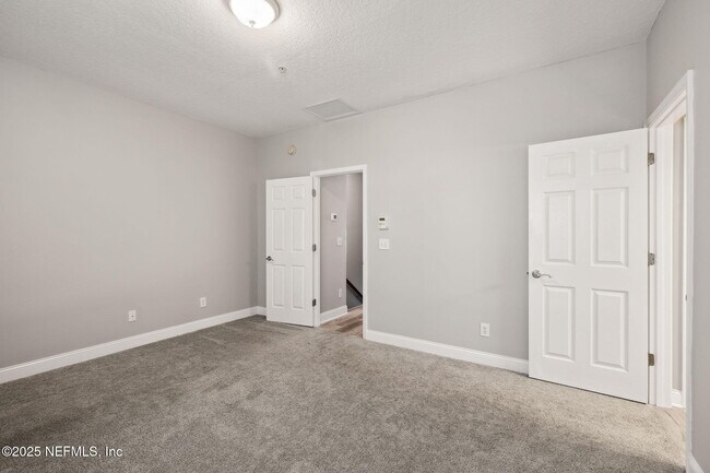 Building Photo - 4528 Capital Dome Dr