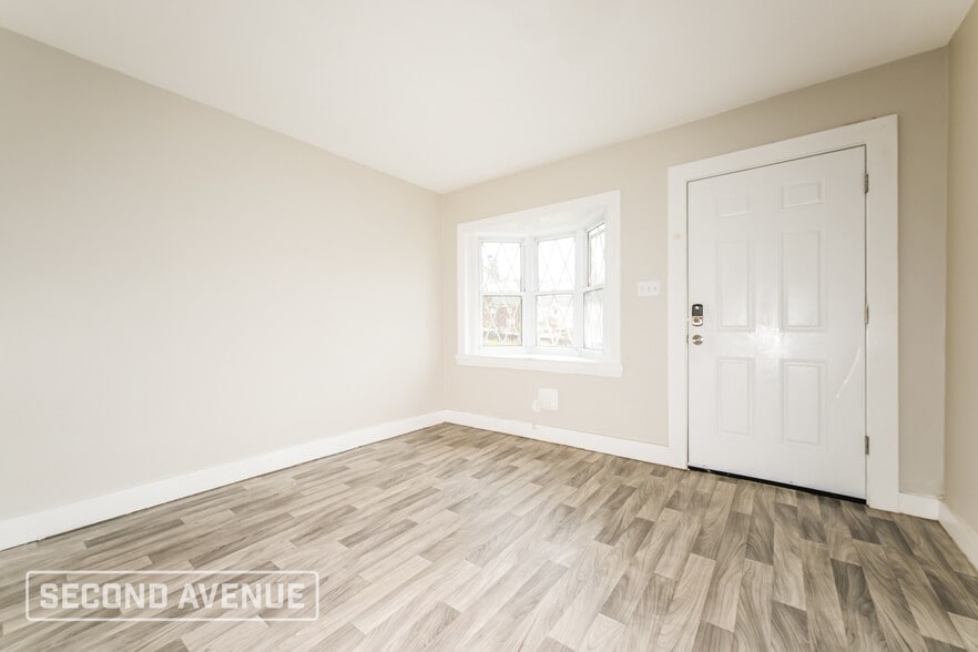 Building Photo - 1030 Franklin Dr