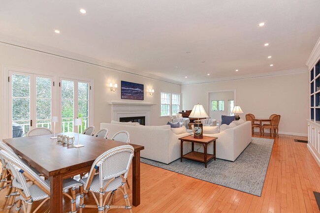 Building Photo - Winter Rental In Manchester-by-the-Sea