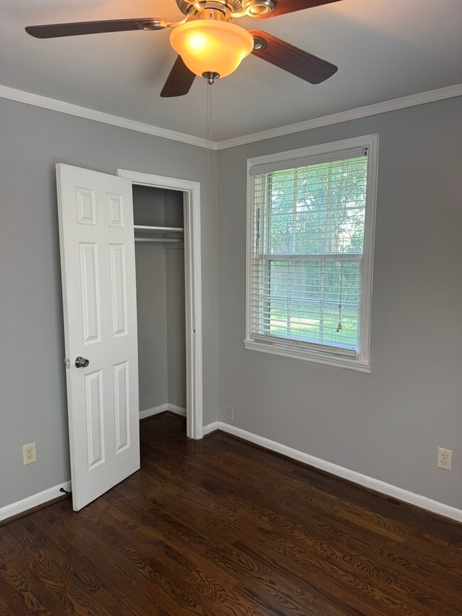 Building Photo - 600 Delray Dr