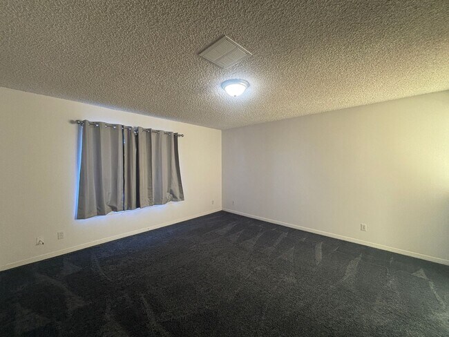 Building Photo - 2615 WEST AVENUE J-8