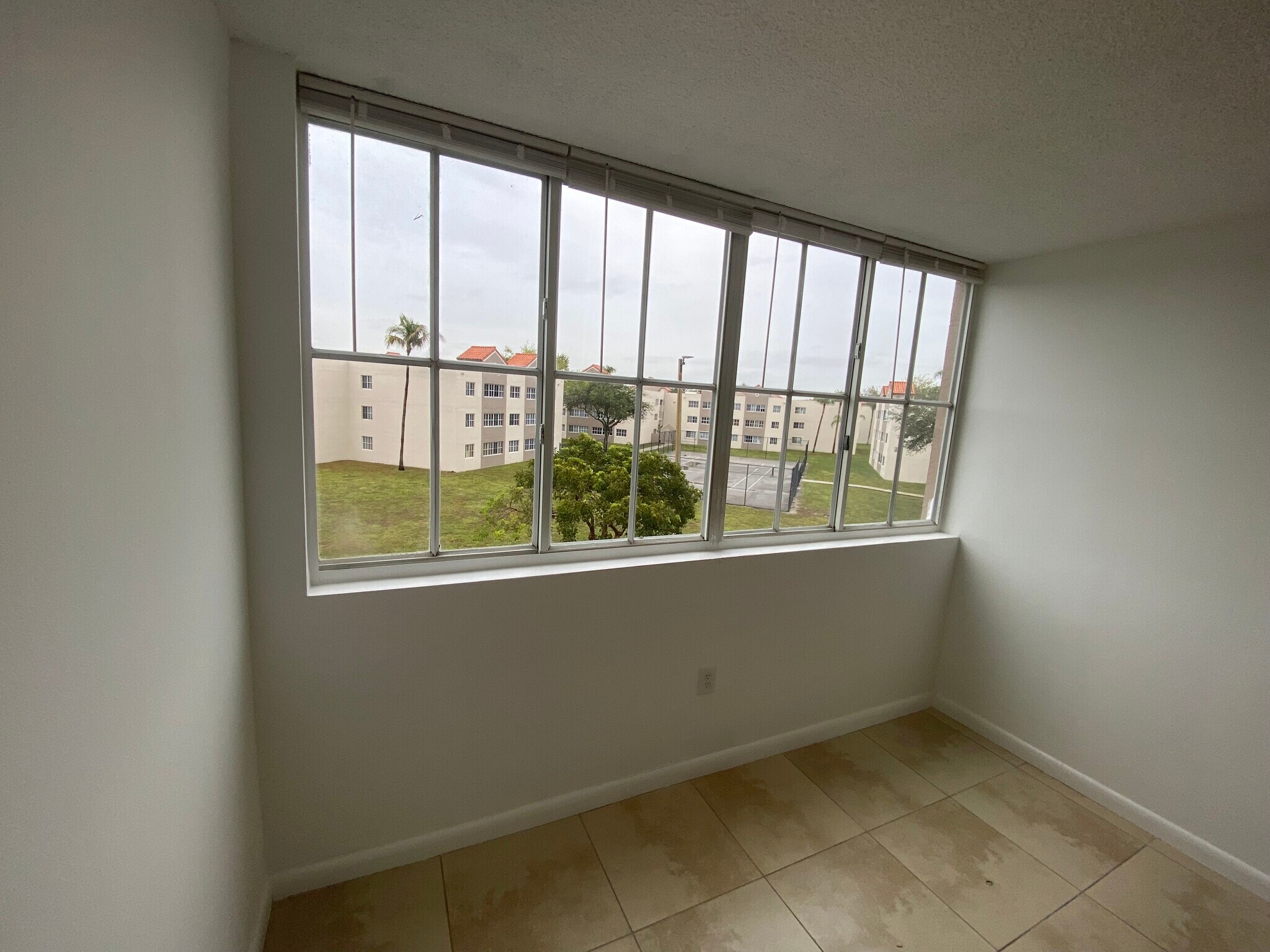 Building Photo - 6045 Northwest 186th Street