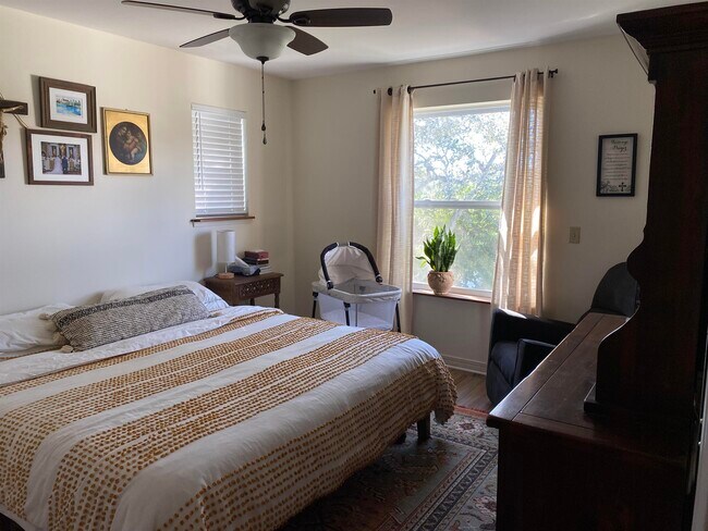 Building Photo - 6549 Madison St