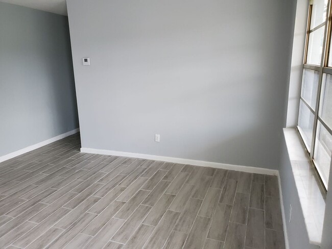 Primary Photo - 25 Andora St