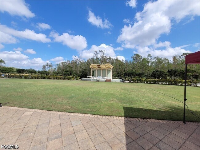 Building Photo - 10520 Casella Way