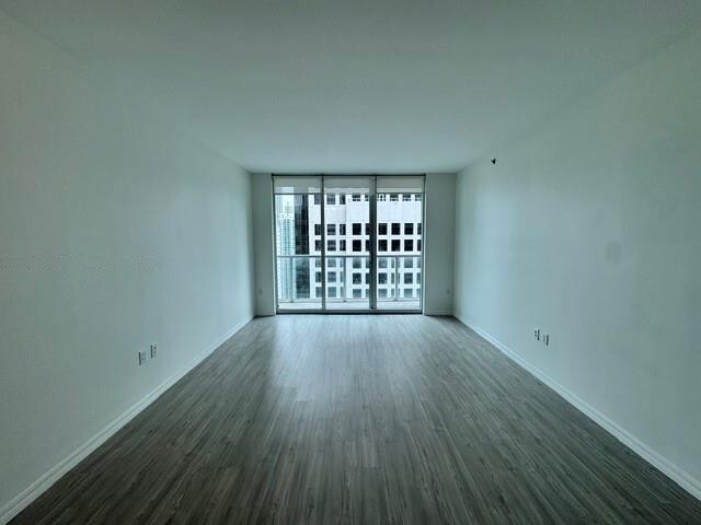 Building Photo - 500 Brickell Ave