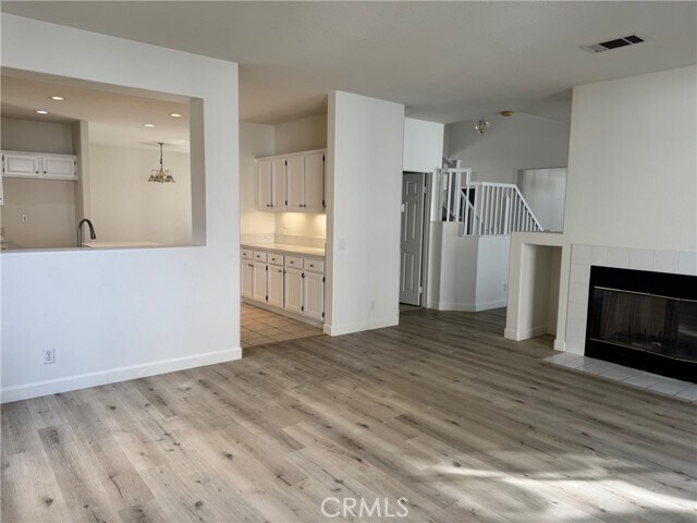 Building Photo - 59 Eaglecreek