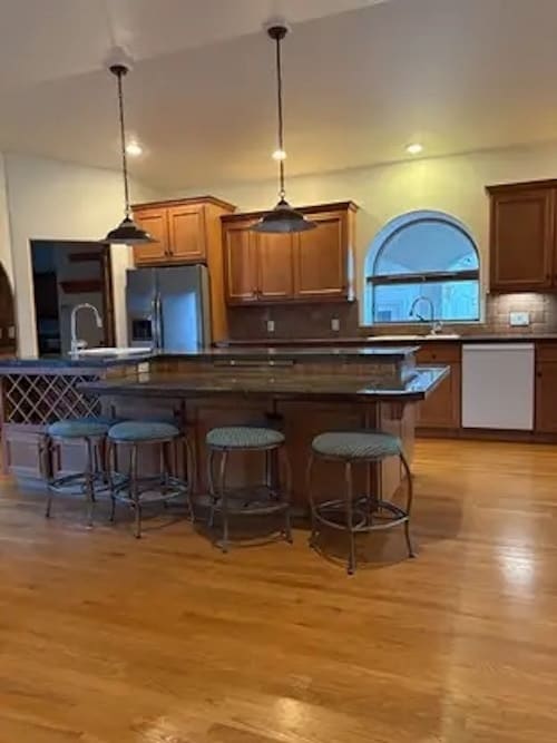 Building Photo - 337 Dakota Cir