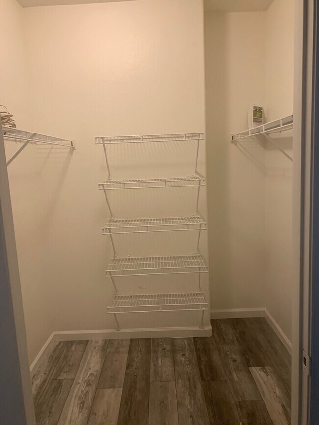 Building Photo - Renters Warehouse proudly presents a beaut...