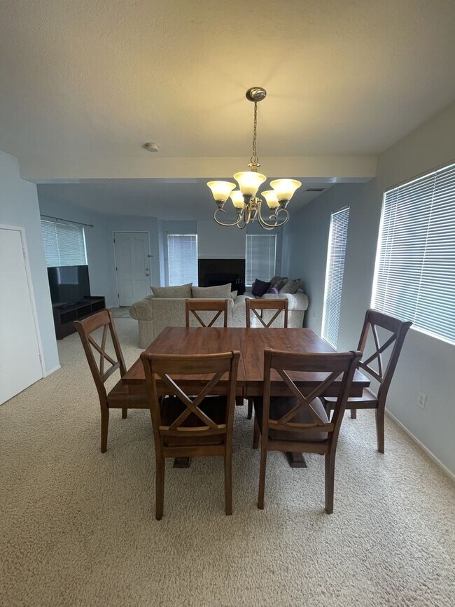 Building Photo - Coming Soon! Charming Corner Unit in Stallion Springs