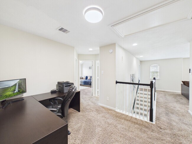Building Photo - 9426 Russeff Field Ln