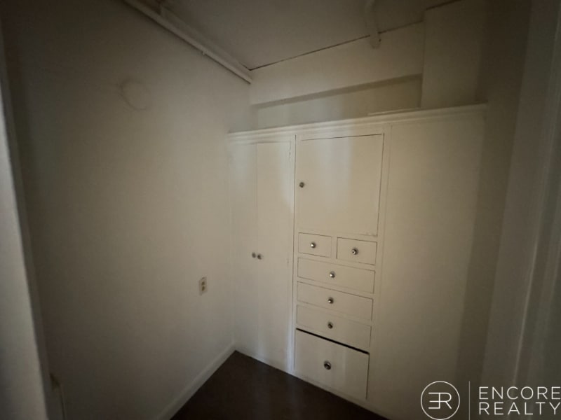 Building Photo - 20 Chapel St