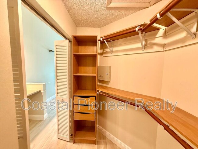 Building Photo - 8723 Imperial Ct