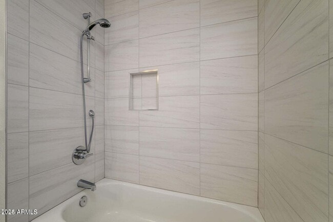 Building Photo - 4414 S Terrace Rd