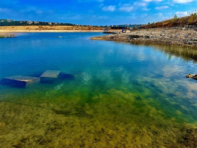 Building Photo - 17313 W Beach Rd