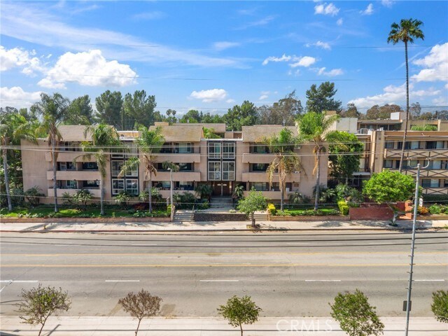 Building Photo - 17000 Burbank Blvd