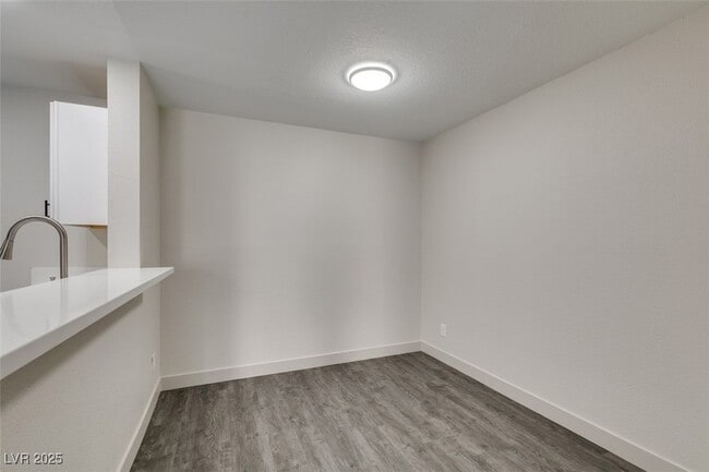 Building Photo - 2200 S Fort Apache Rd