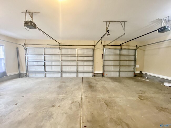 Building Photo - 108 Morning Vista Dr