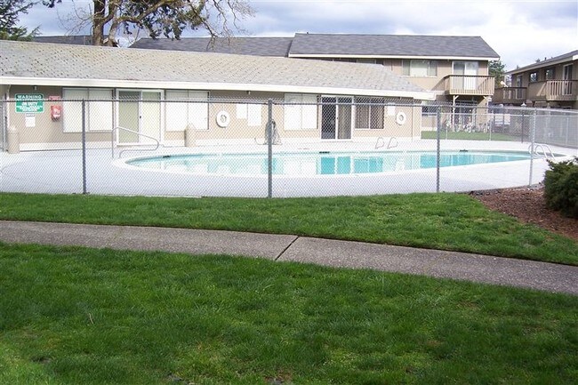 Pool - Arborcrest