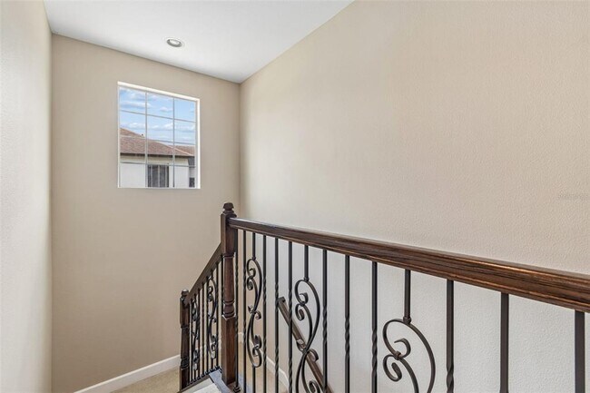 Building Photo - 4123 Windcrest Dr