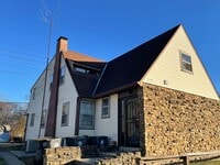 Building Photo - Clark Triplex