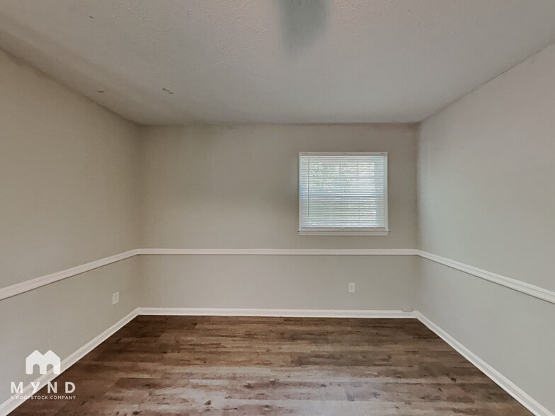 Building Photo - 1587 Pintail Rd