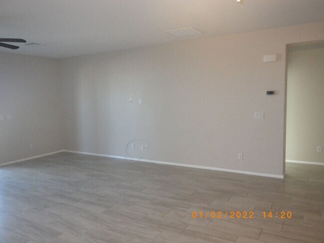 Building Photo - Beautiful 5 Bedroom House with City View