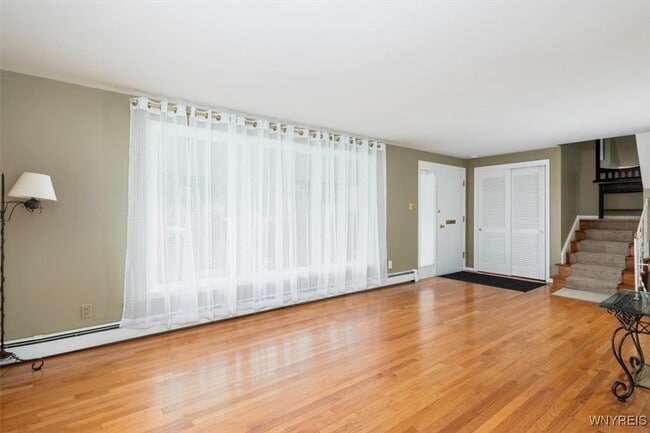 Building Photo - 39 Halwill Dr