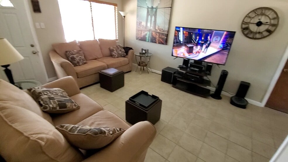 Building Photo - 1149 Carlos Rey Cir SW